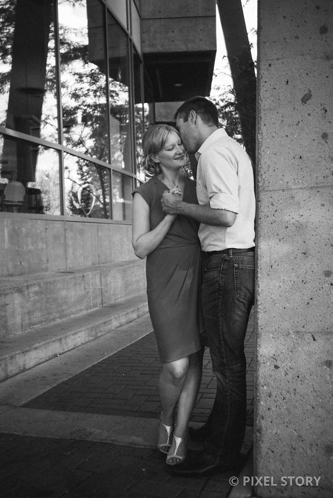 Kelowna Engagement Photographers 130806 0227