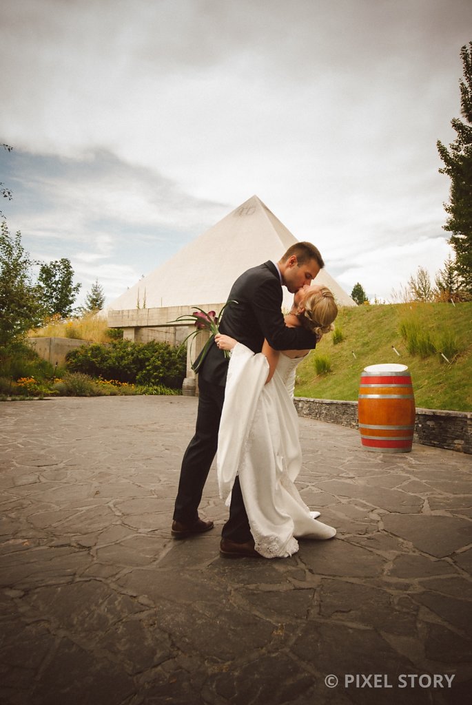 Kelowna Wedding Photographers Summerhill 130809 0626