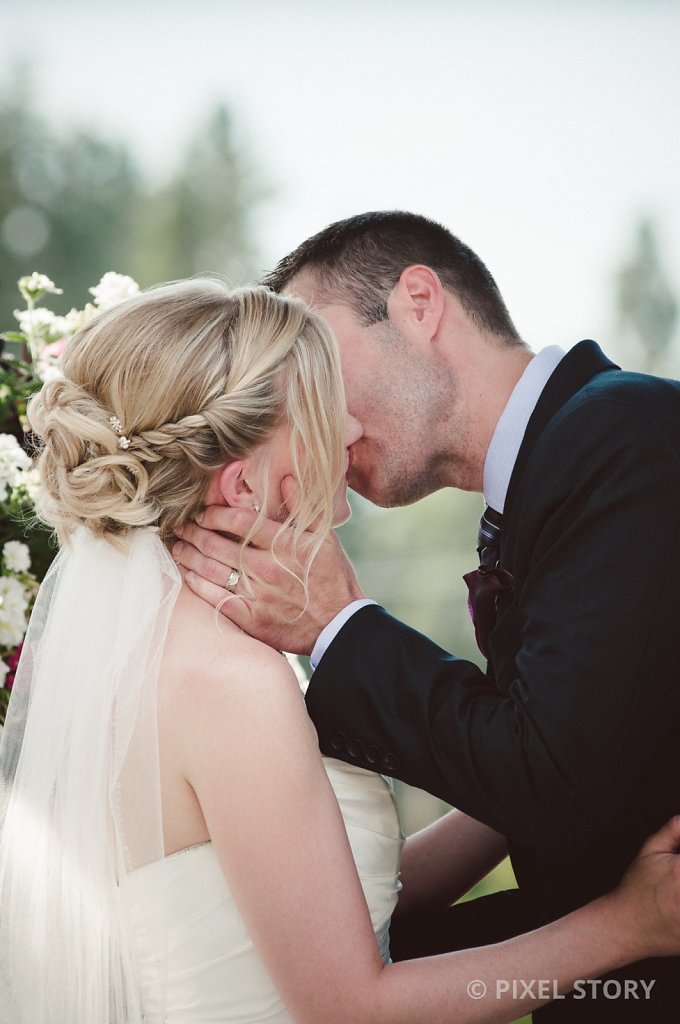 Kelowna Wedding Photographers Summerhill 130809 0427